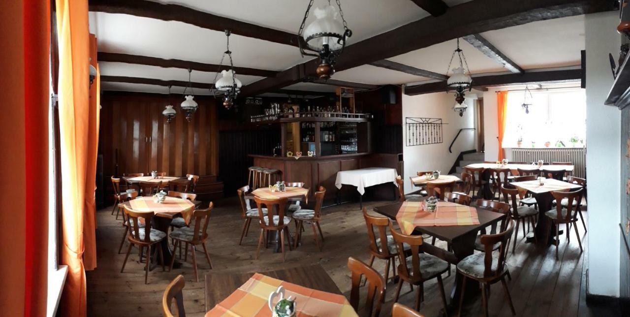 Gasthaus "Zur Linde" Harzgerode Ngoại thất bức ảnh